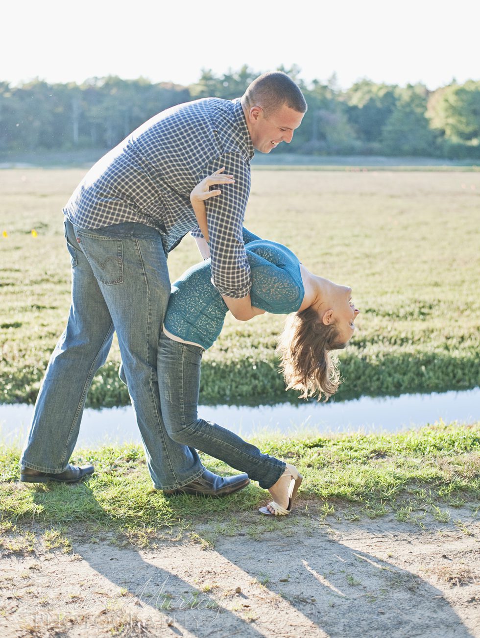 Kingston New England Cranbery Bog Engagement Session - Sarah Murray Photography